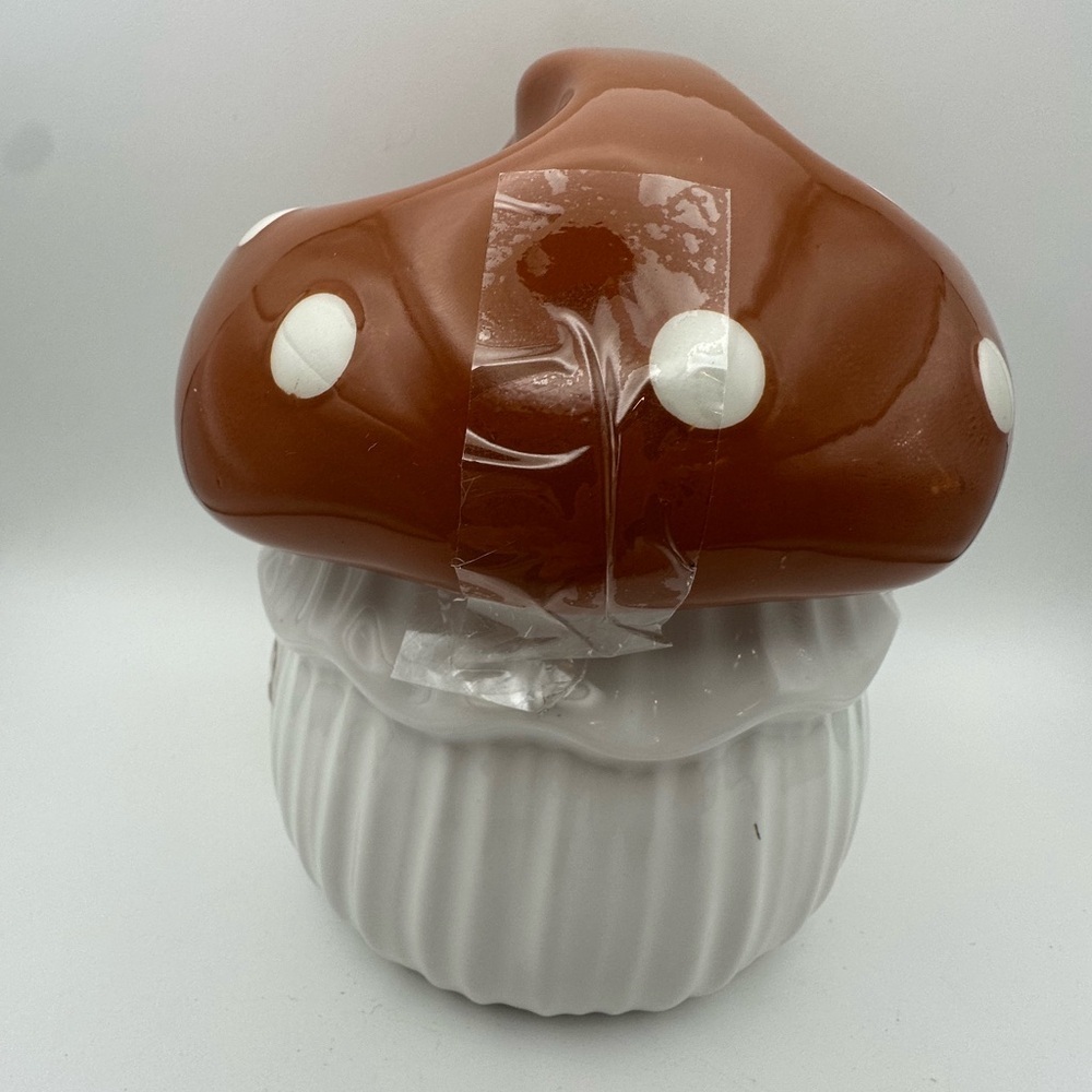 Mushroom House Shaped Ceramic Jar - Picture 7 of 13